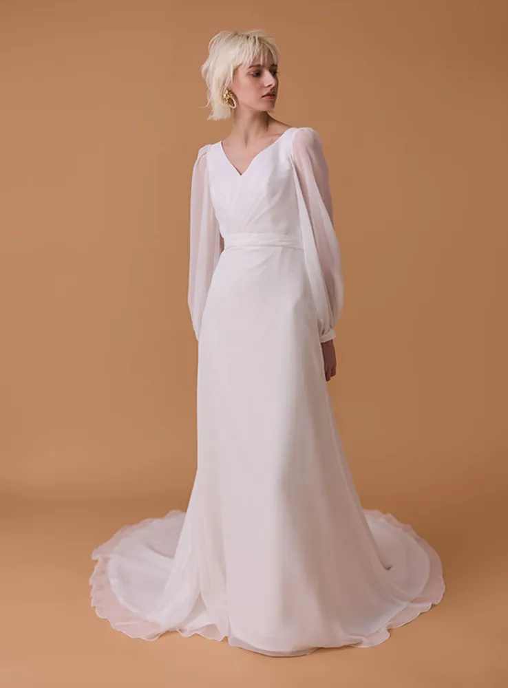 Dress Benedetta 表参道店の衣装