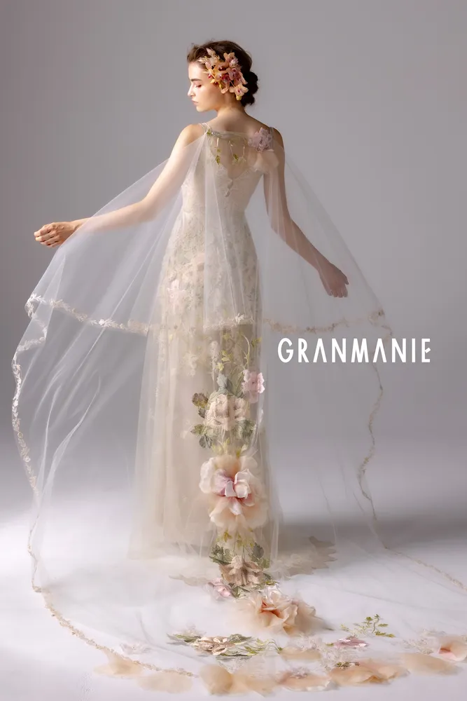 GRANMANIEの衣装